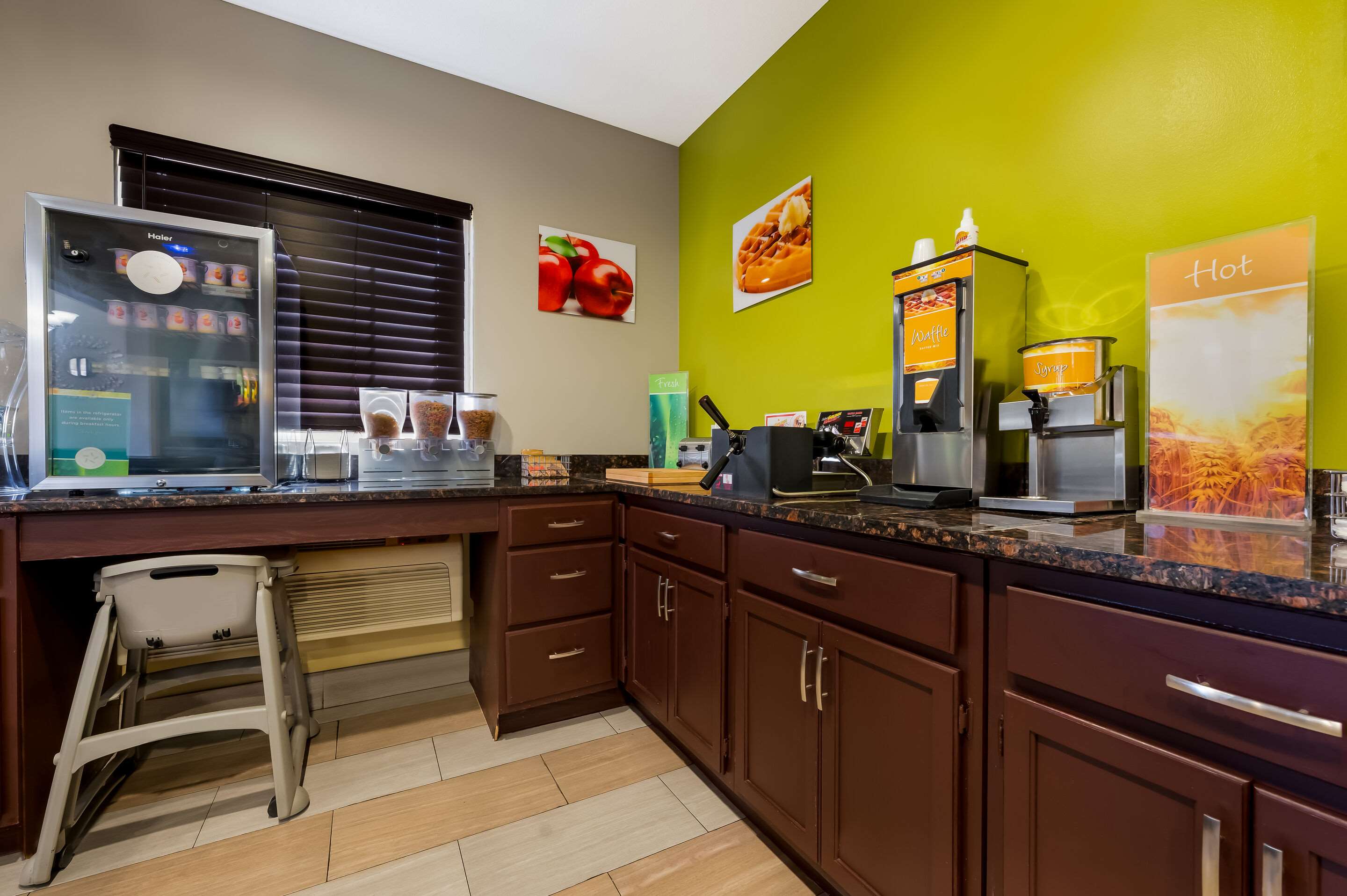 Breakfast counter