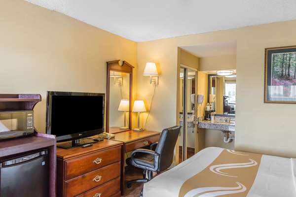  - Quality Inn Calera