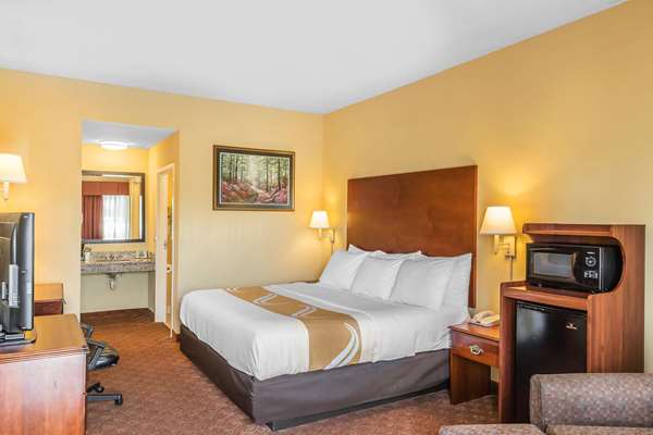 - Quality Inn Calera