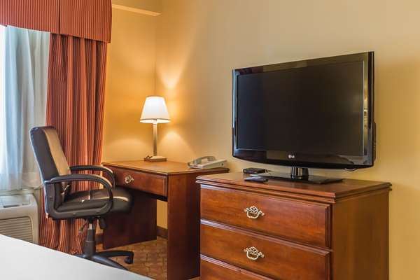 Suite - Quality Inn Calera