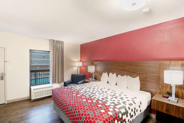  - Econo Lodge Inn & Suites Foley