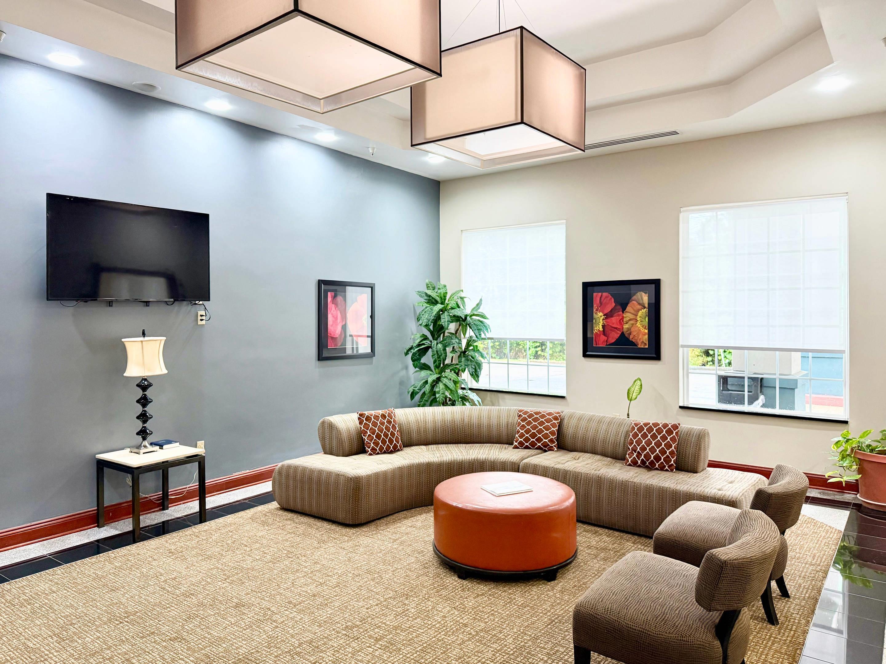 Lobby with sitting area | Quality Inn & Suites Greenville I-65