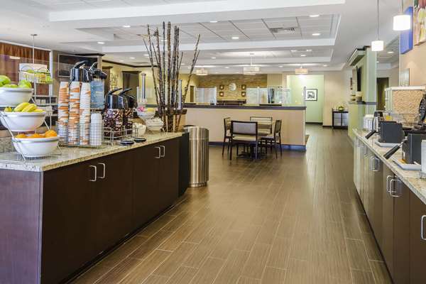 Amenities - Comfort Inn & Suites Dothan