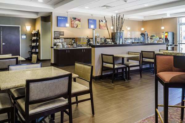 Amenities - Comfort Inn & Suites Dothan