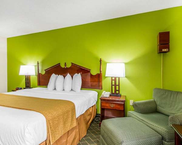 Suite - Quality Inn Saraland - I-65, Exit 13