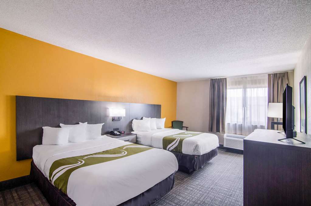 QUALITY INN NEAR UNIVERSITY OF MOBI-guestroom-Guest Room,On-Site.jpg