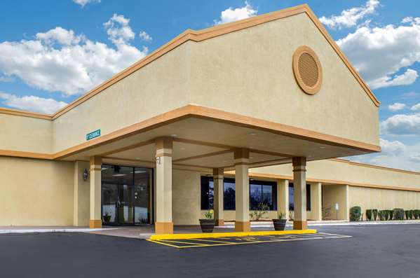 Exterior view - Quality Inn Troy