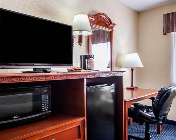  - Econo Lodge Prattville North - I-65, Exit 181