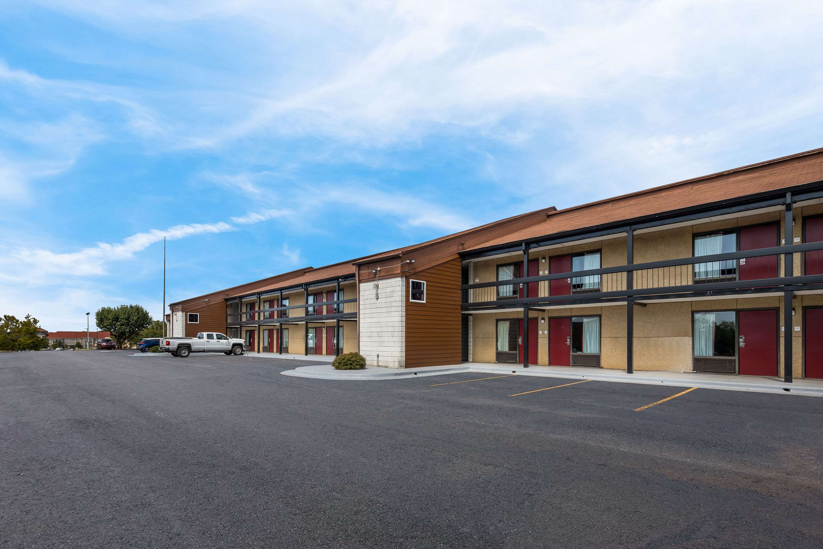 Econo Lodge Madison Airport