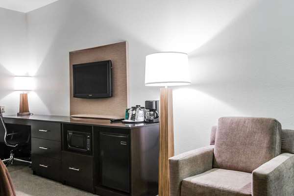 Suite - Sleep Inn & Suites Marion