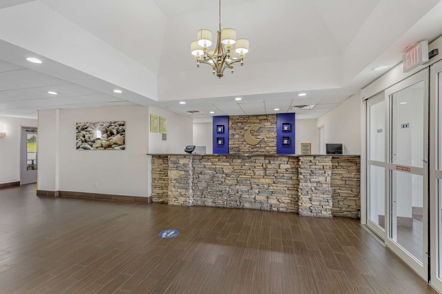 Comfort Inn Demopolis, AL See Discounts