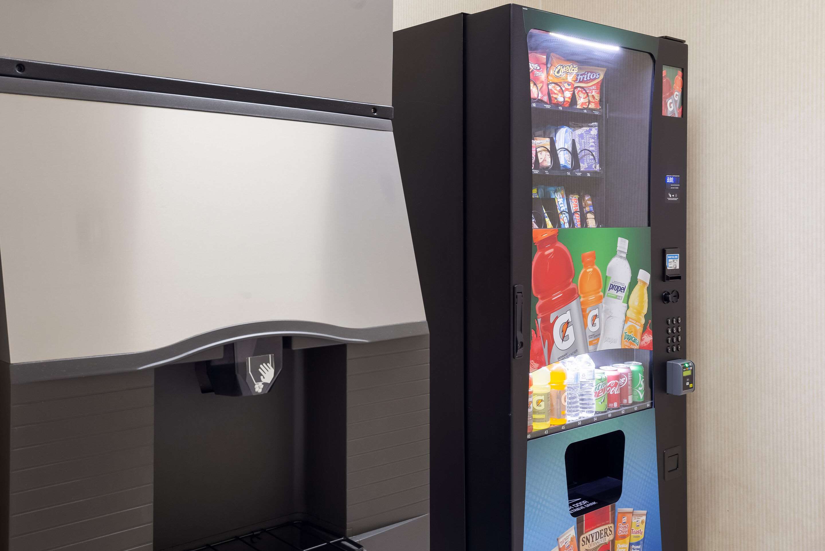 Hotel vending area