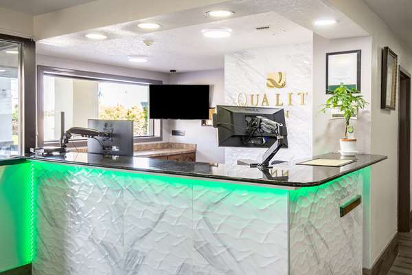  - Quality Inn Tillmans Corner - I-10, Exit 15