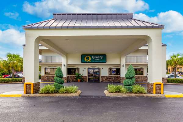 Exterior view - Quality Inn Tillmans Corner - I-10, Exit 15