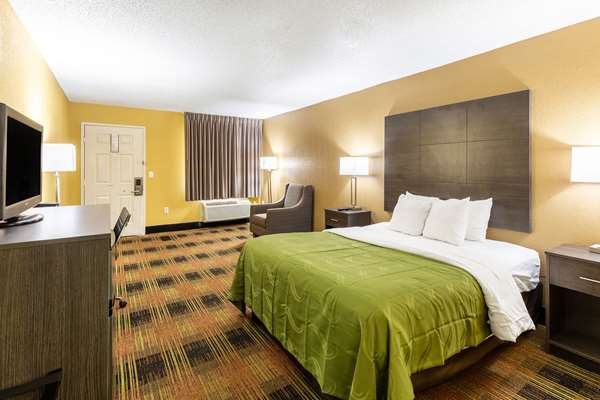  - Quality Inn Tillmans Corner - I-10, Exit 15