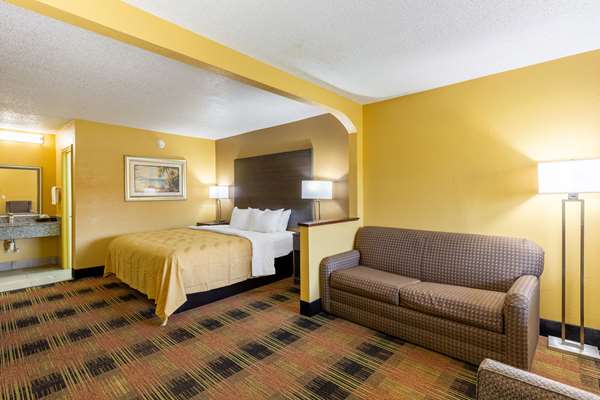  - Quality Inn Tillmans Corner - I-10, Exit 15