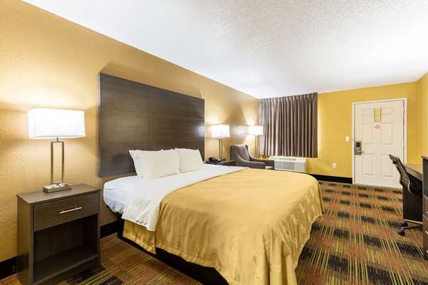  - Quality Inn Tillmans Corner - I-10, Exit 15
