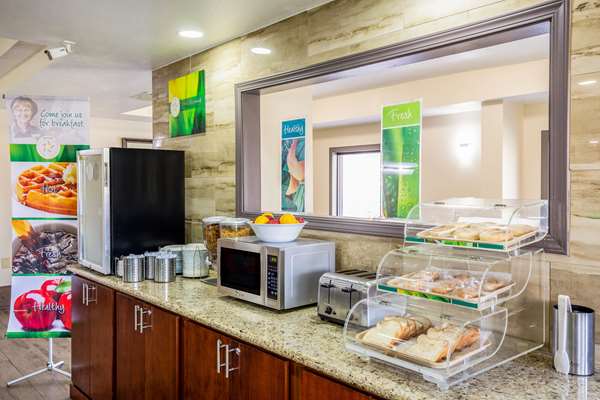 Amenities - Quality Inn Tillmans Corner - I-10, Exit 15