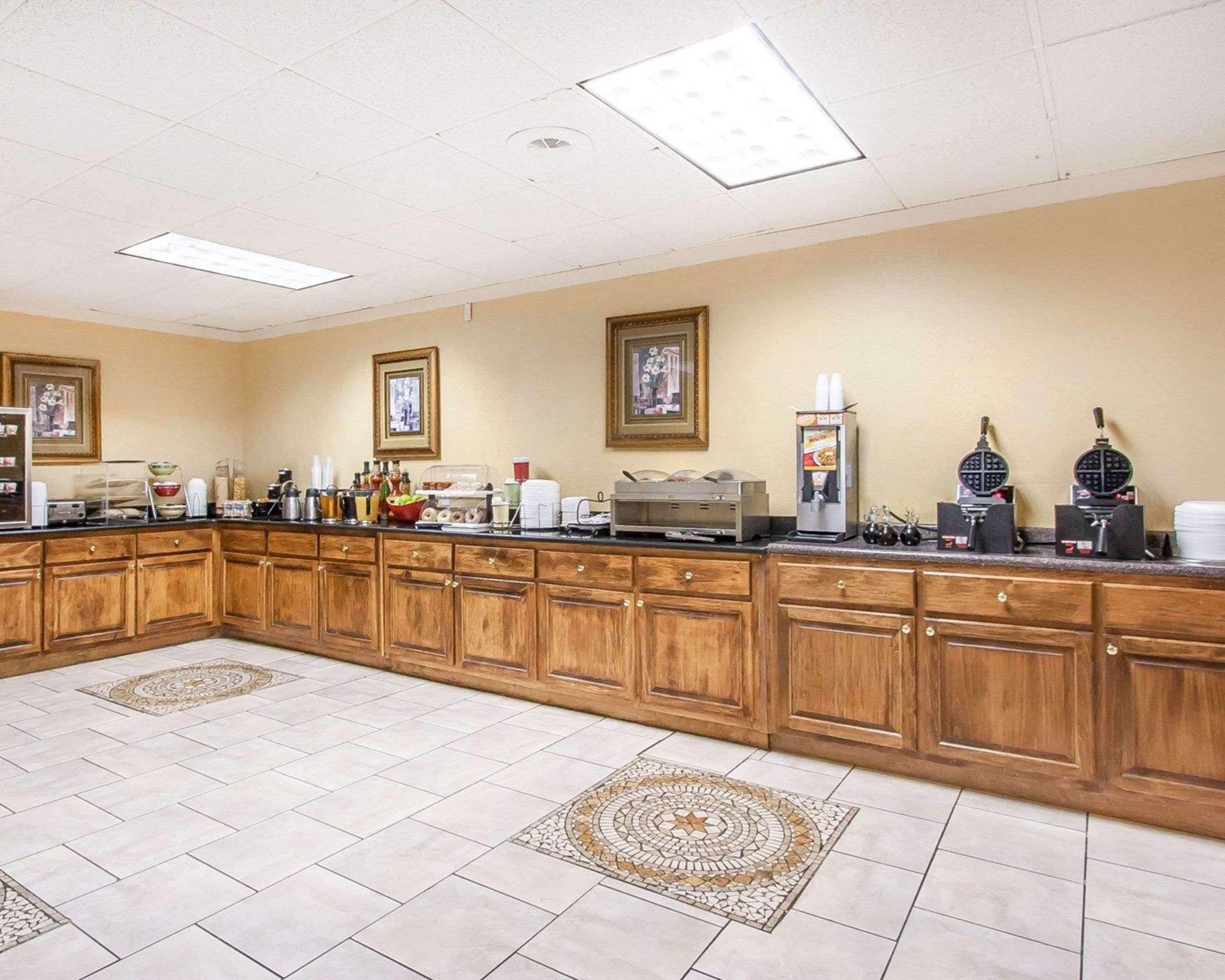 Free continental breakfast