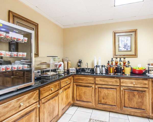 Amenities - Clarion Inn & Suites University Center Auburn - I-85, Exit 51