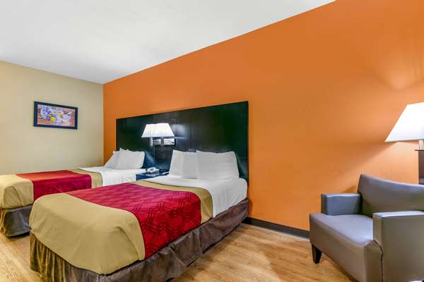  - Econo Lodge Inn & Suites Northport