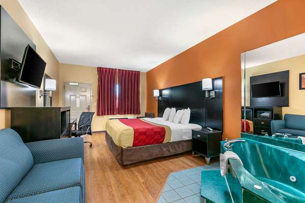 Suite - Econo Lodge Inn & Suites Northport