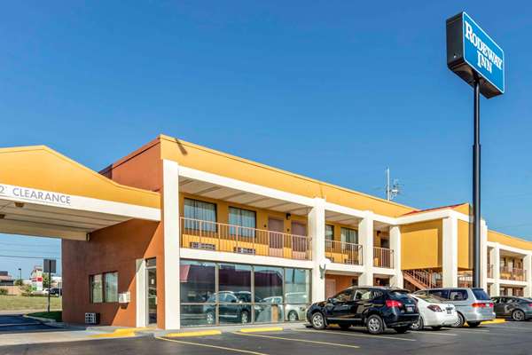 Exterior view - Rodeway Inn near Golf Course Prattville - I-65, Exit 179