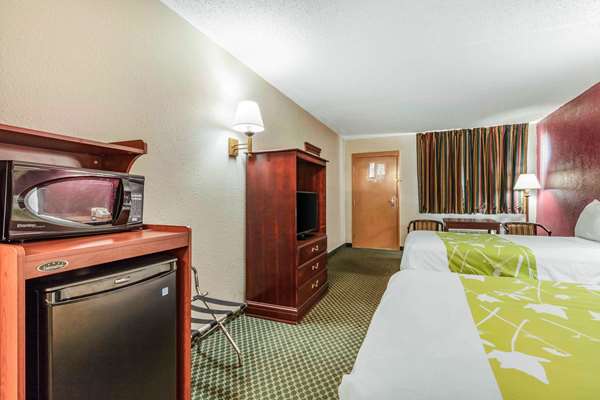  - Rodeway Inn near Golf Course Prattville - I-65, Exit 179