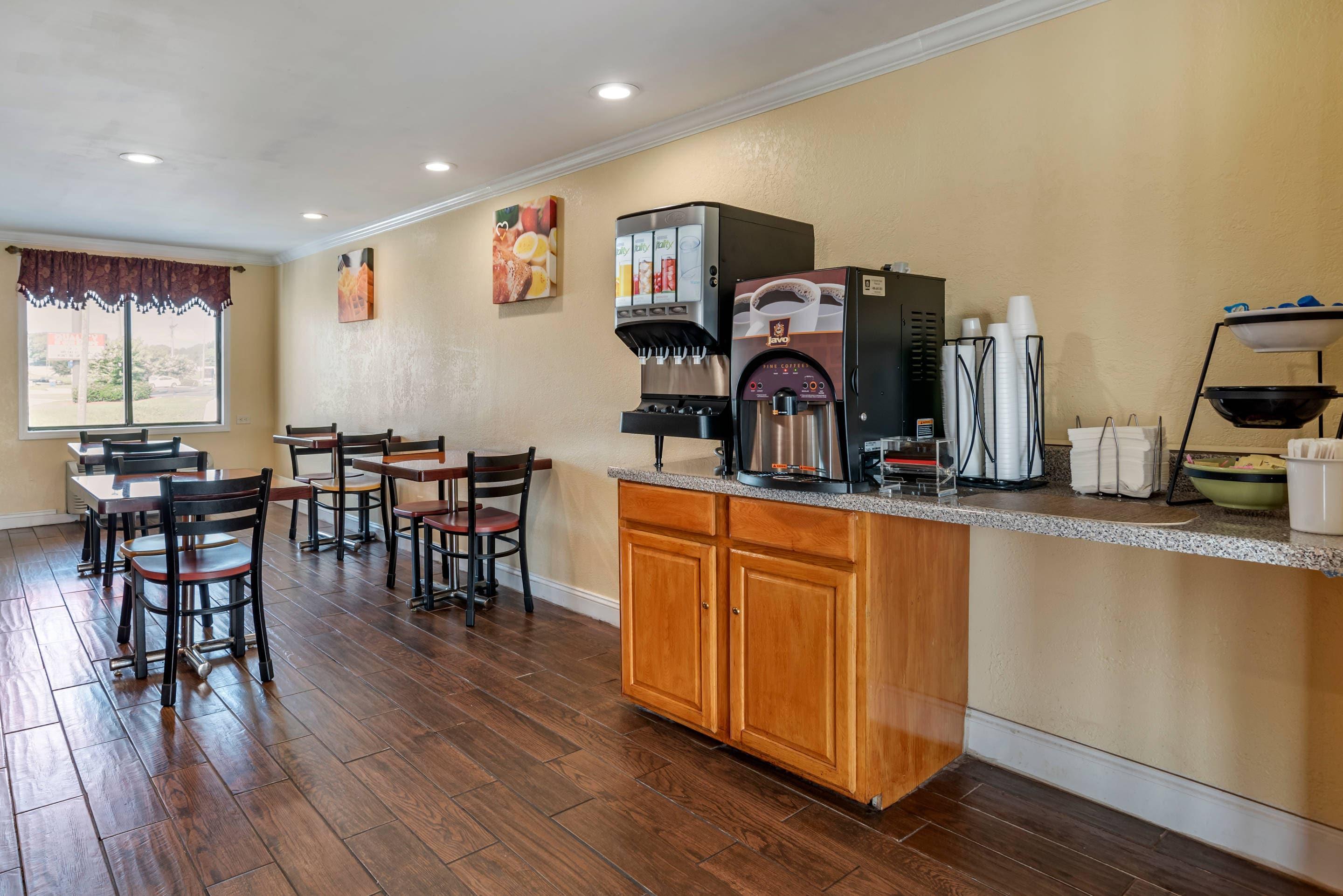 Breakfast area
