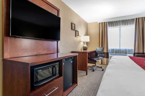 - Comfort Inn & Suites Leeds - I-20, Exit 144