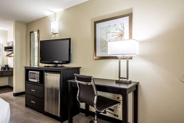  - Quality Inn Village Mall Auburn