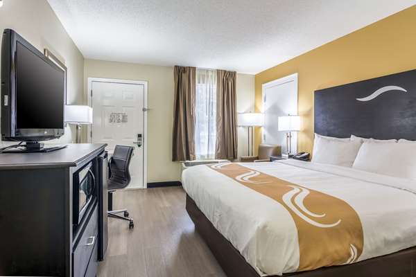  - Quality Inn Village Mall Auburn