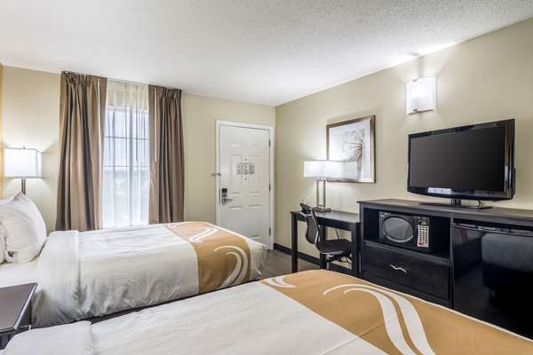  - Quality Inn Village Mall Auburn