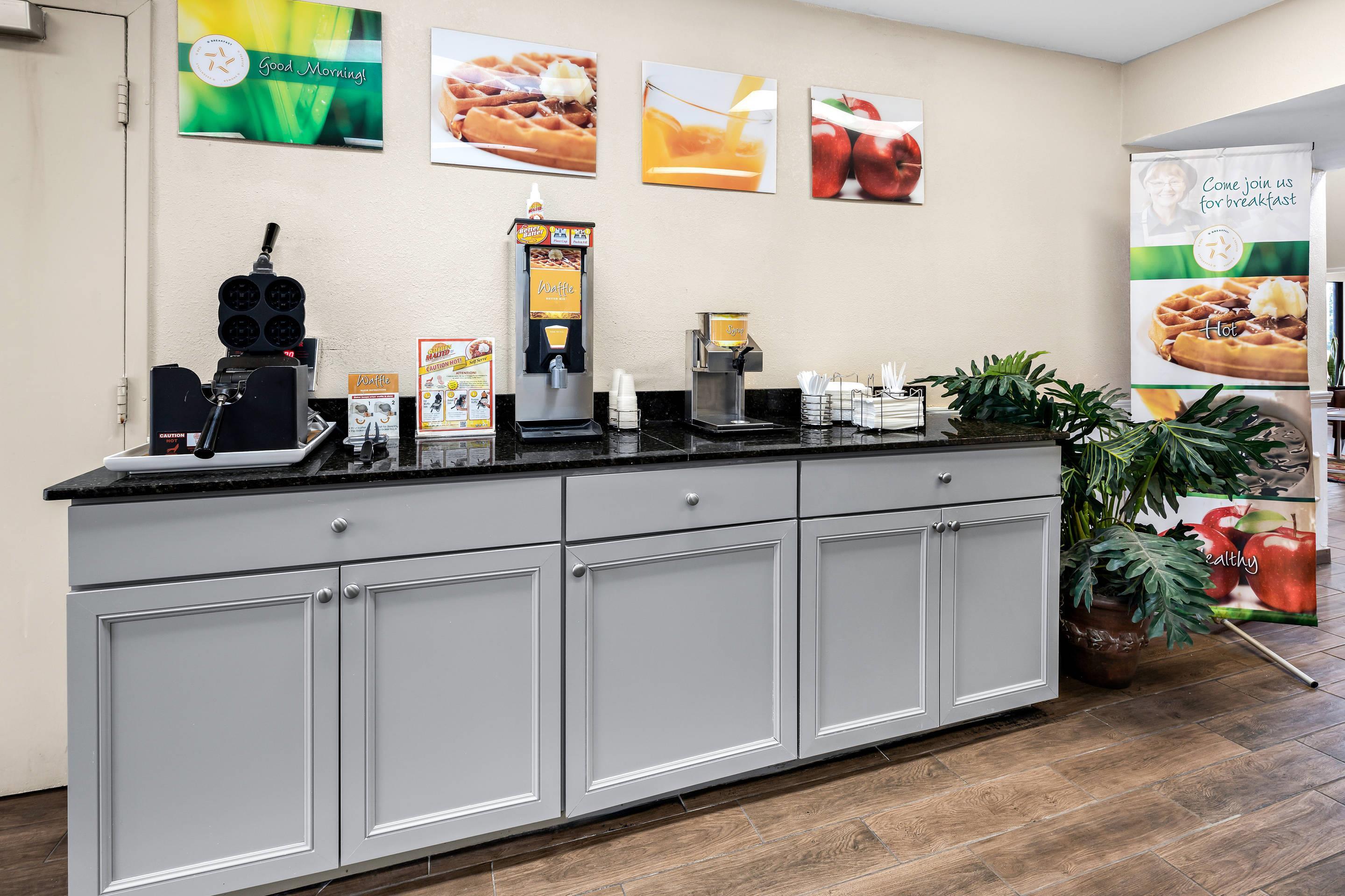 Breakfast counter