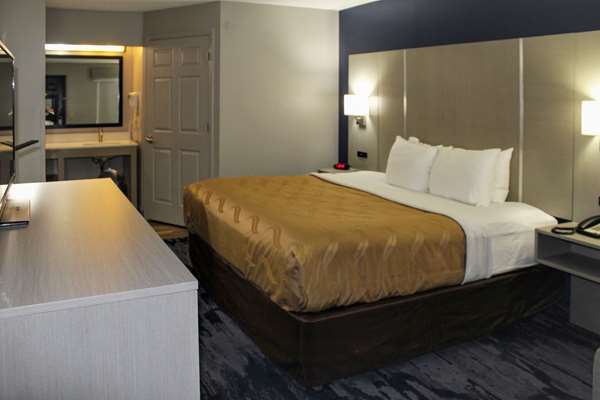  - Quality Inn Scottsboro