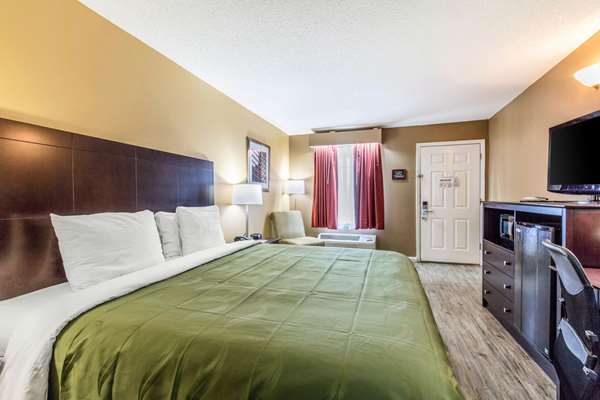  - Quality Inn Bessemer - I-20 & I-59, Exit 108