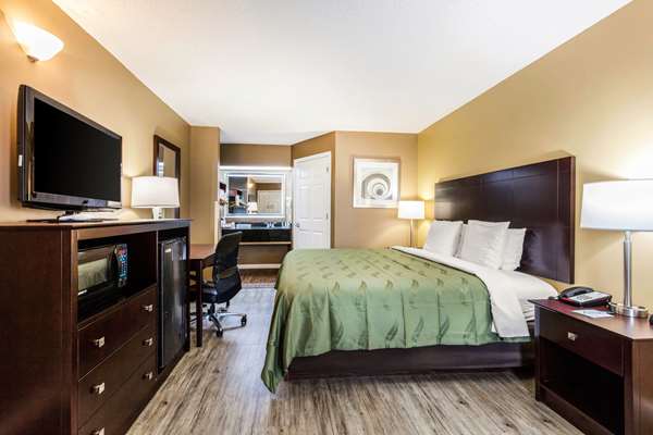  - Quality Inn Bessemer - I-20 & I-59, Exit 108