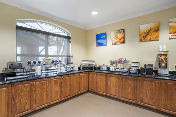 Amenities - Comfort Inn & Suites Daphne - I-10, Exit 38