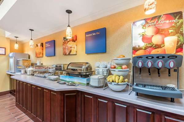 Amenities - Comfort Inn & Suites Jasper