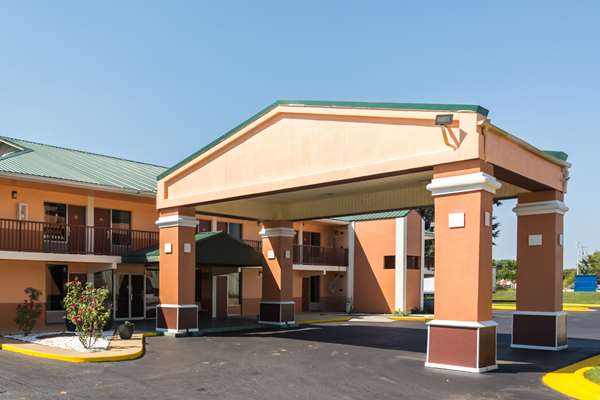 Exterior view - Econo Lodge Decatur