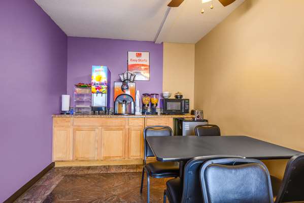 Amenities - Econo Lodge Decatur