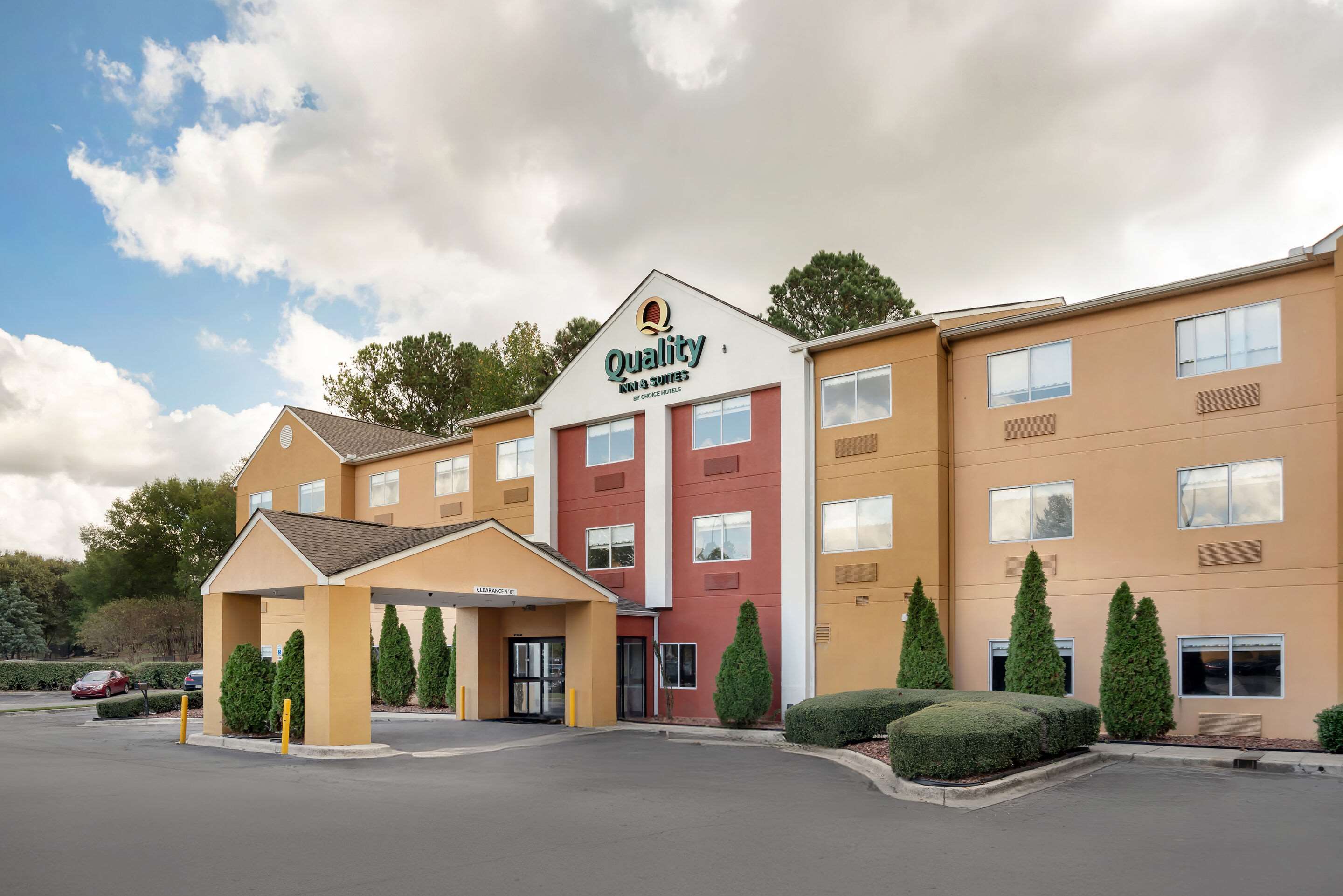 Hotel exterior | Quality Inn & Suites Birmingham - Highway 280