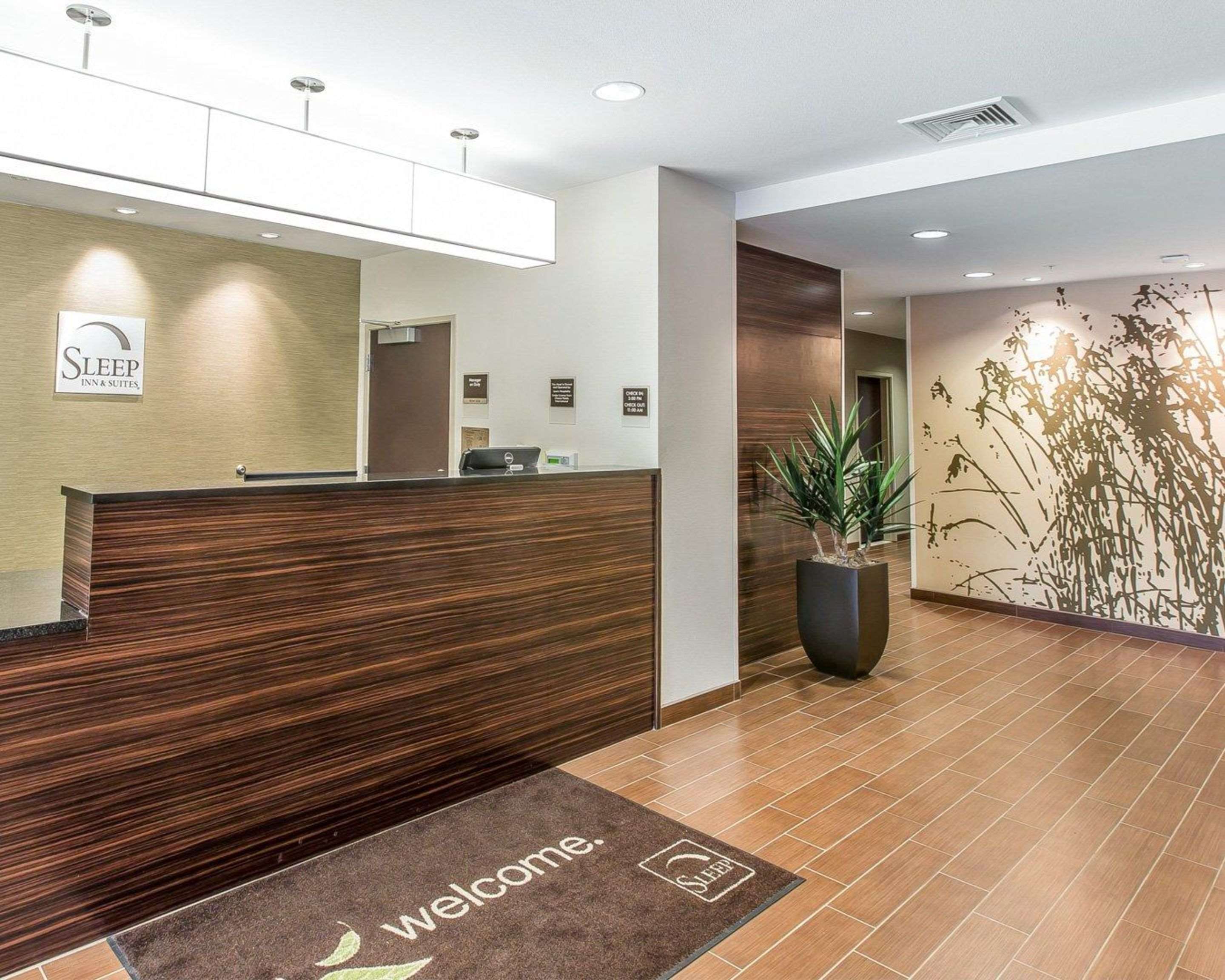 Front desk with friendly staff