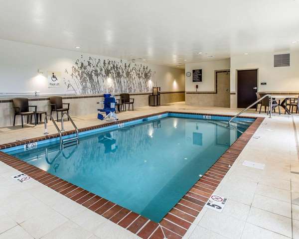 Pool - Sleep Inn & Suites Jasper - I-22, Exit 65