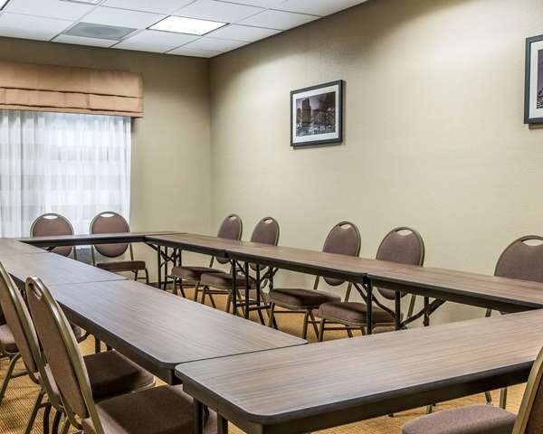  - Sleep Inn & Suites Jasper - I-22, Exit 65