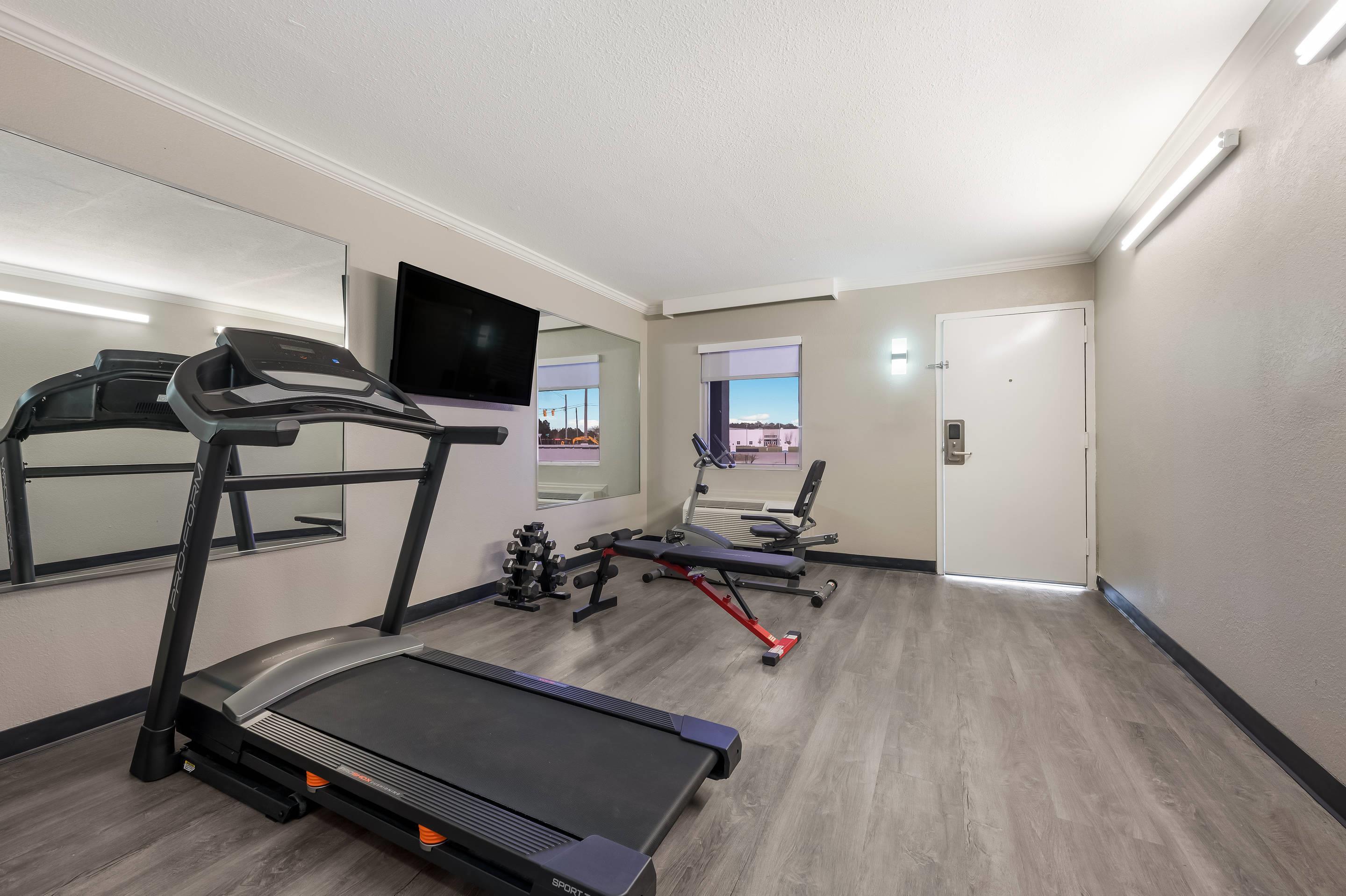 Fitness center | Quality Inn Gadsden – Attalla