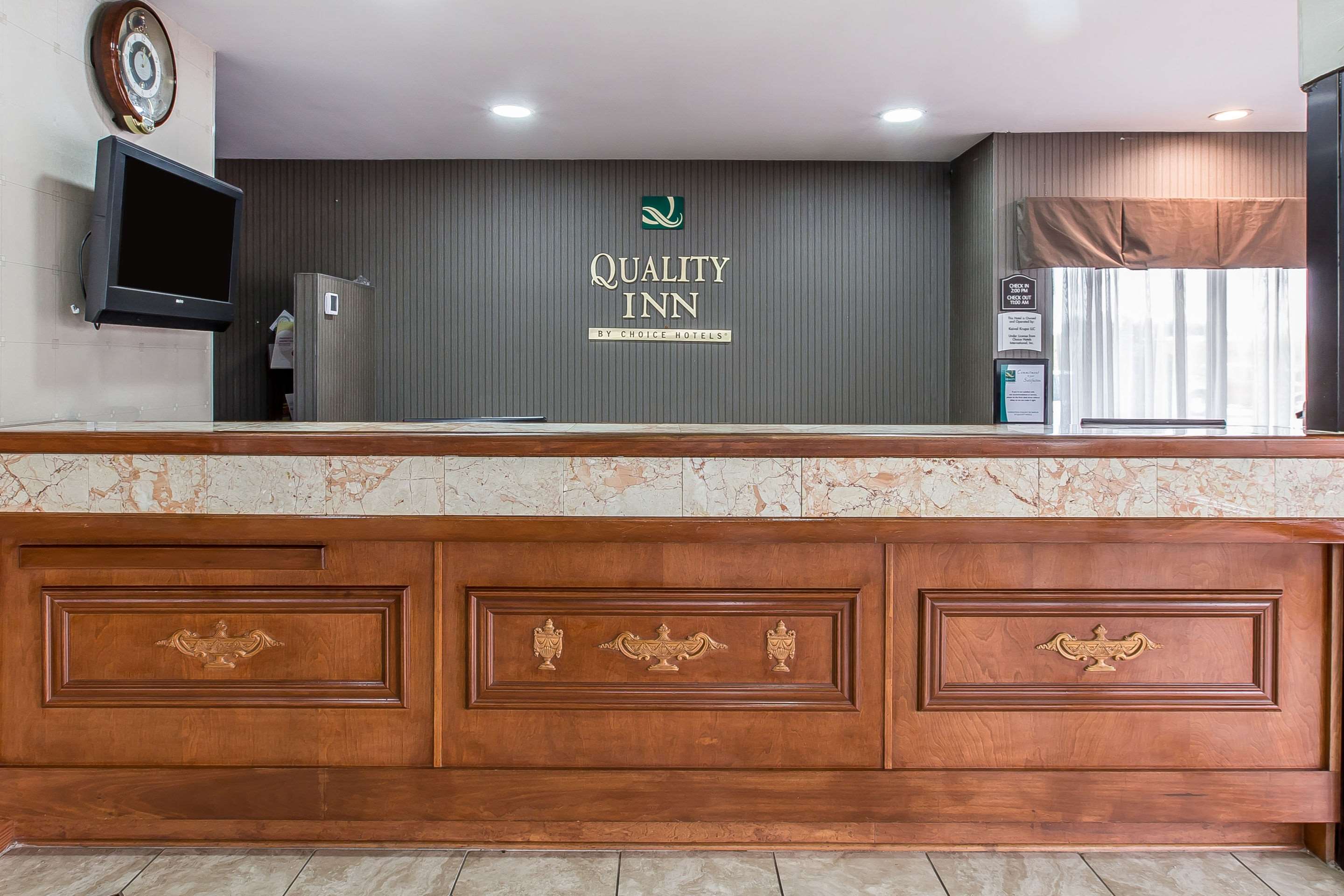 Front desk | Quality Inn Montgomery South