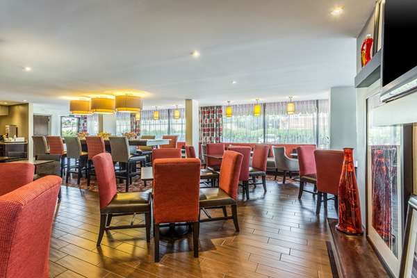 Amenities - Clarion Pointe Hotel Huntsville