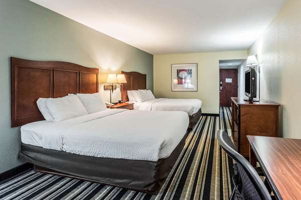  - Clarion Pointe Hotel Huntsville