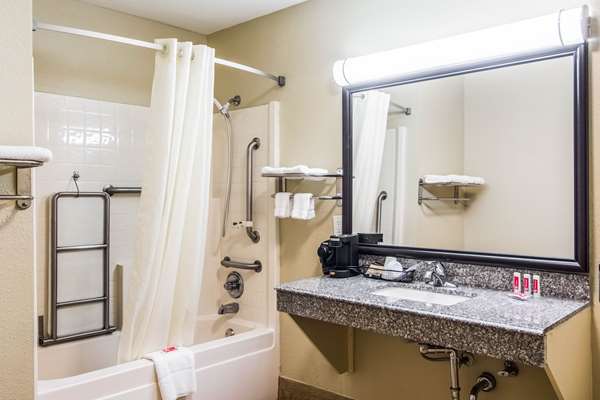  - Econo Lodge Jasper